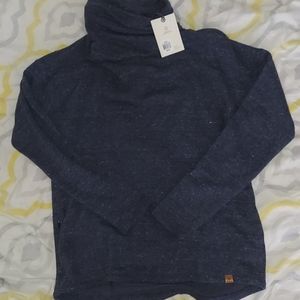 Alpine Design turtleneck pullover NWT